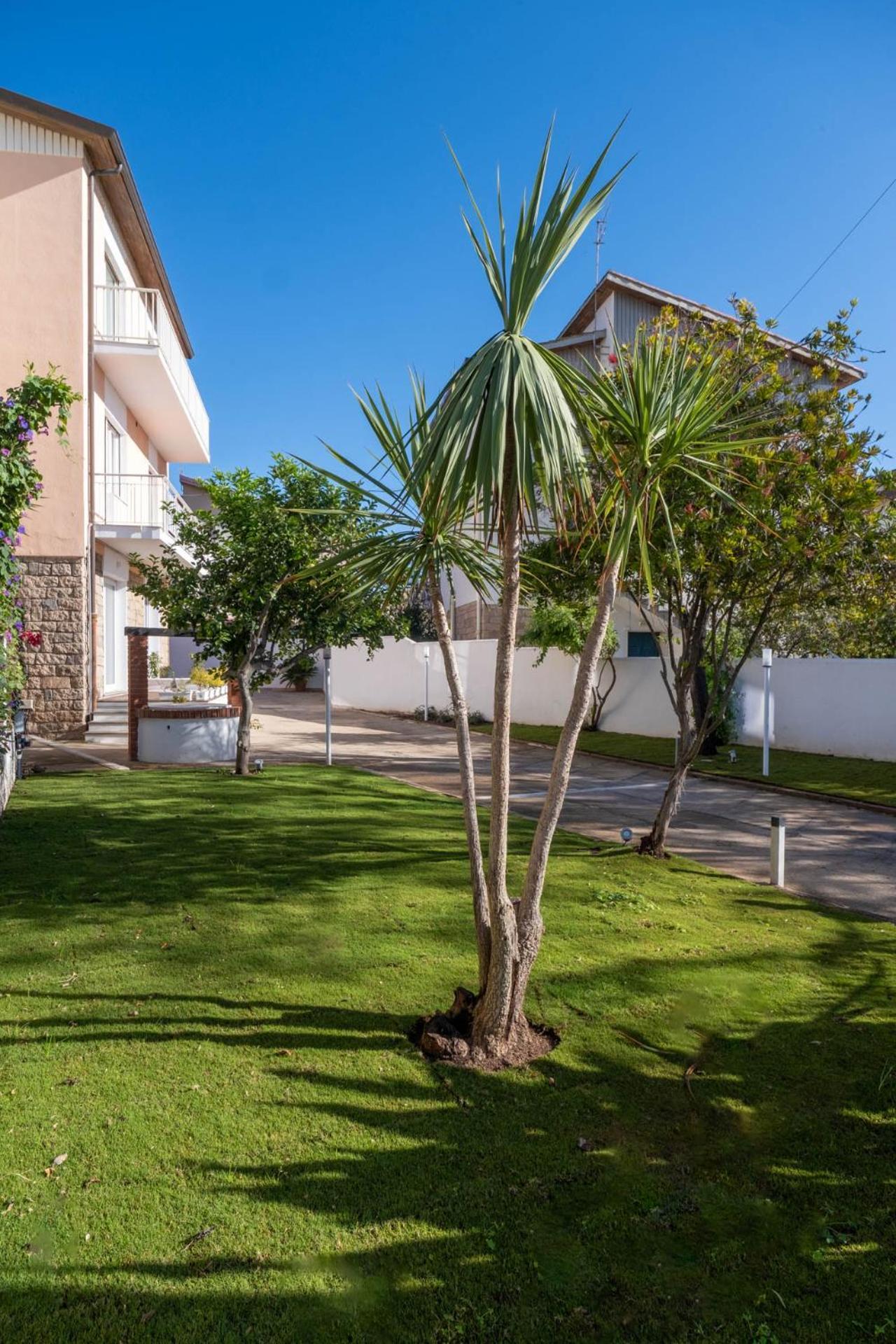 אלגהרו Nautika Suites מראה חיצוני תמונה